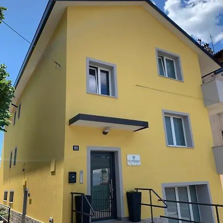 Apartment La Pergola *